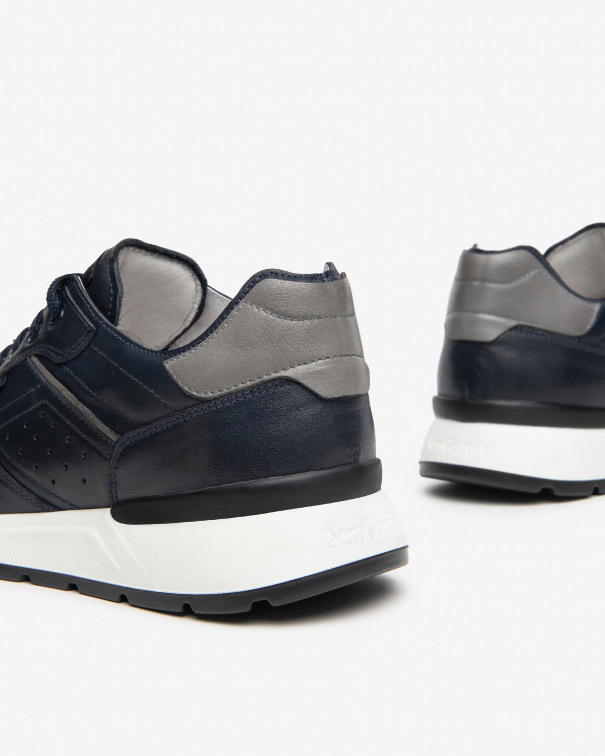 Nero Giardini E400192U sneakers uomo in pelle blù