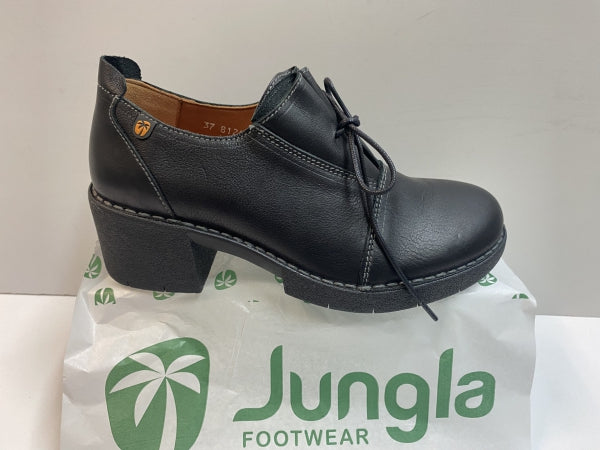 JUNGLA 8124 SCARPA STRIGATA CON TACCO IN PELLE NERO