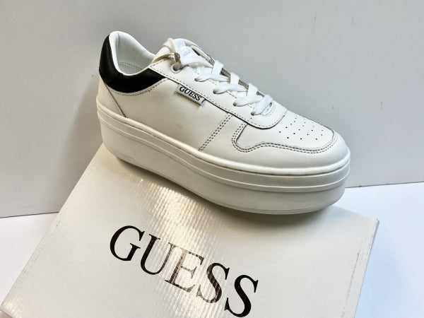 GUESS FL6LIF SNEAKERS DONNA CON PLATEAU WHITE/BLACK