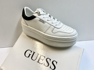 GUESS FL6LIF SNEAKERS DONNA CON PLATEAU WHITE/BLACK