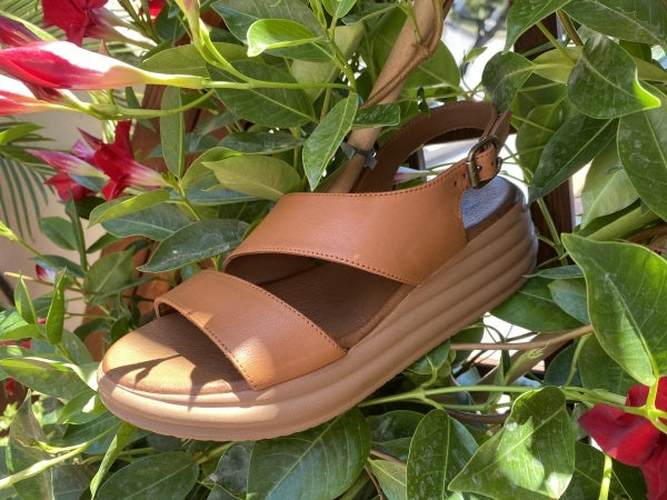 Bueno A2401 sandalo doppia fascia in pelle cuoio