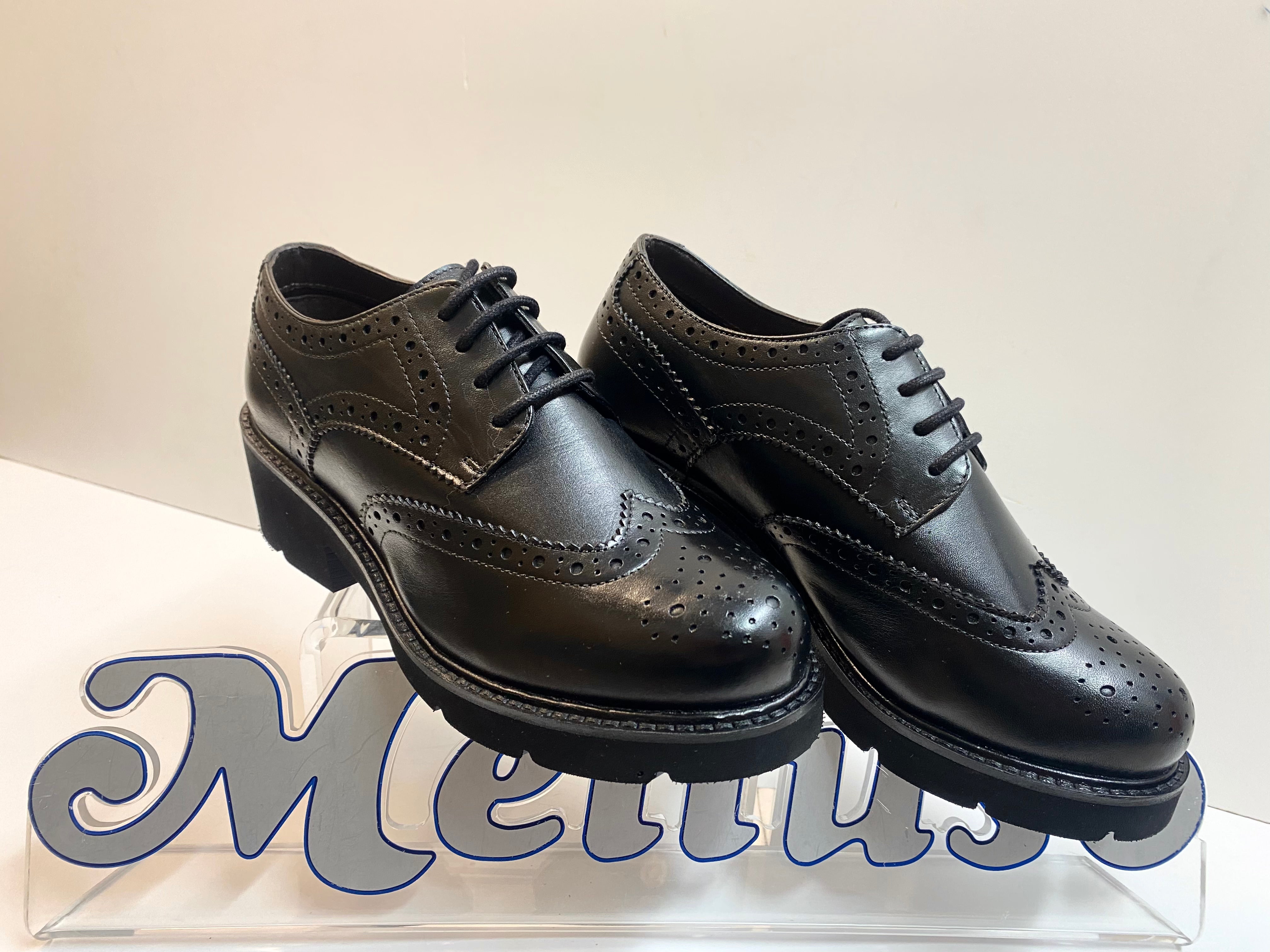 Melluso 034326 stringata donna in pelle nero