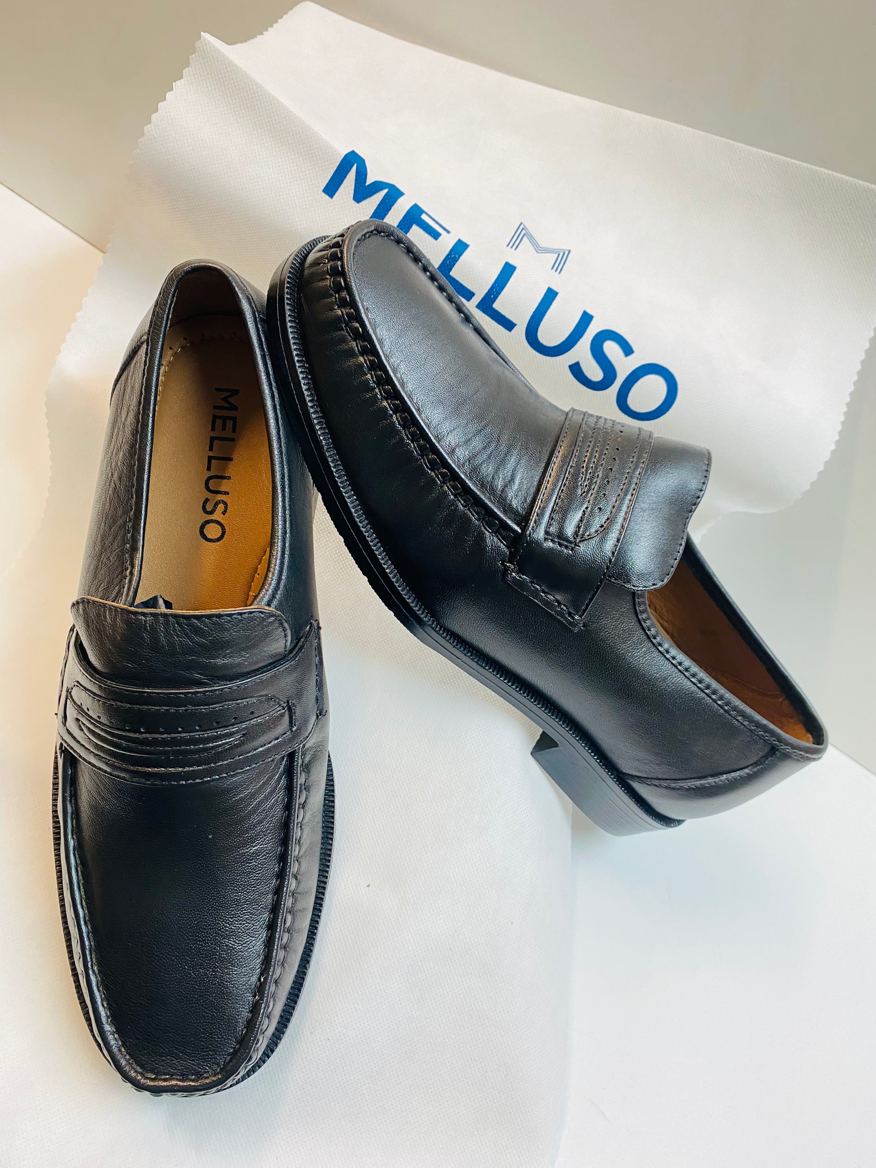 Melluso U36001 mocassino classico in pelle nera con plantare