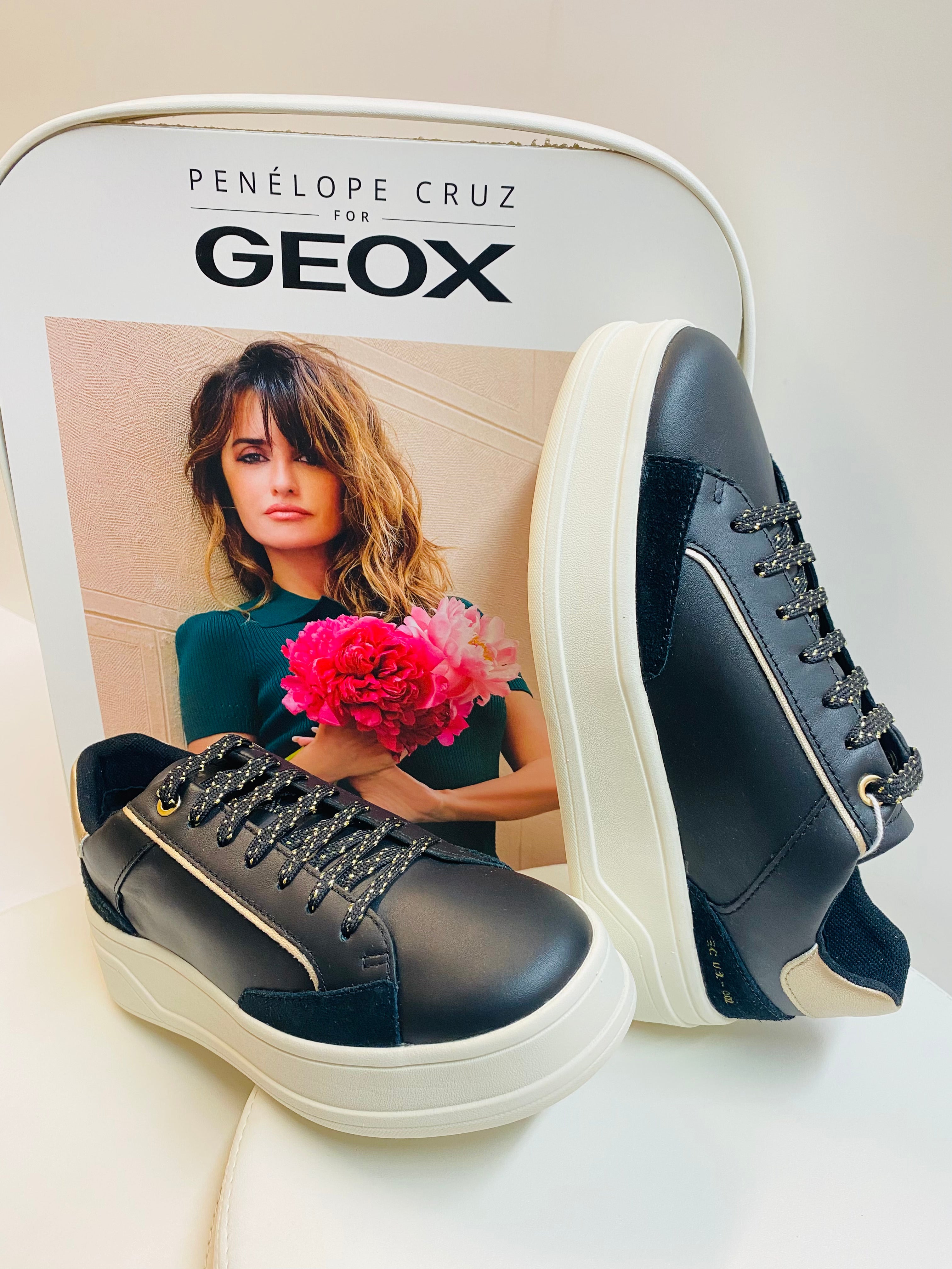 Geox D46WVE 08522 sneakers donna nera