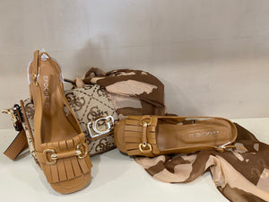 Epochè XI Venice 70 slingback donna a tacco medio in pelle cuoio con morsetto oro e frangie