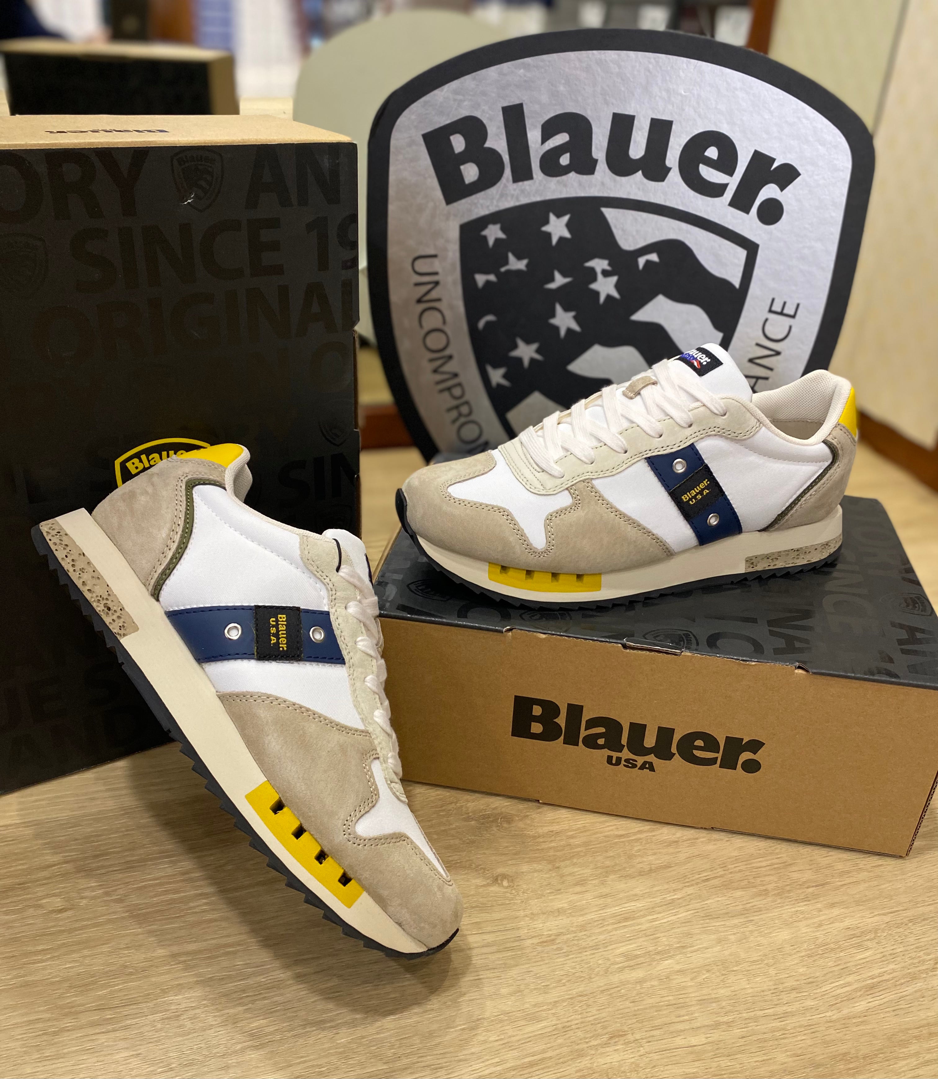 Blauer Queens 01 sneakers uomo in suede/mesh white/beige