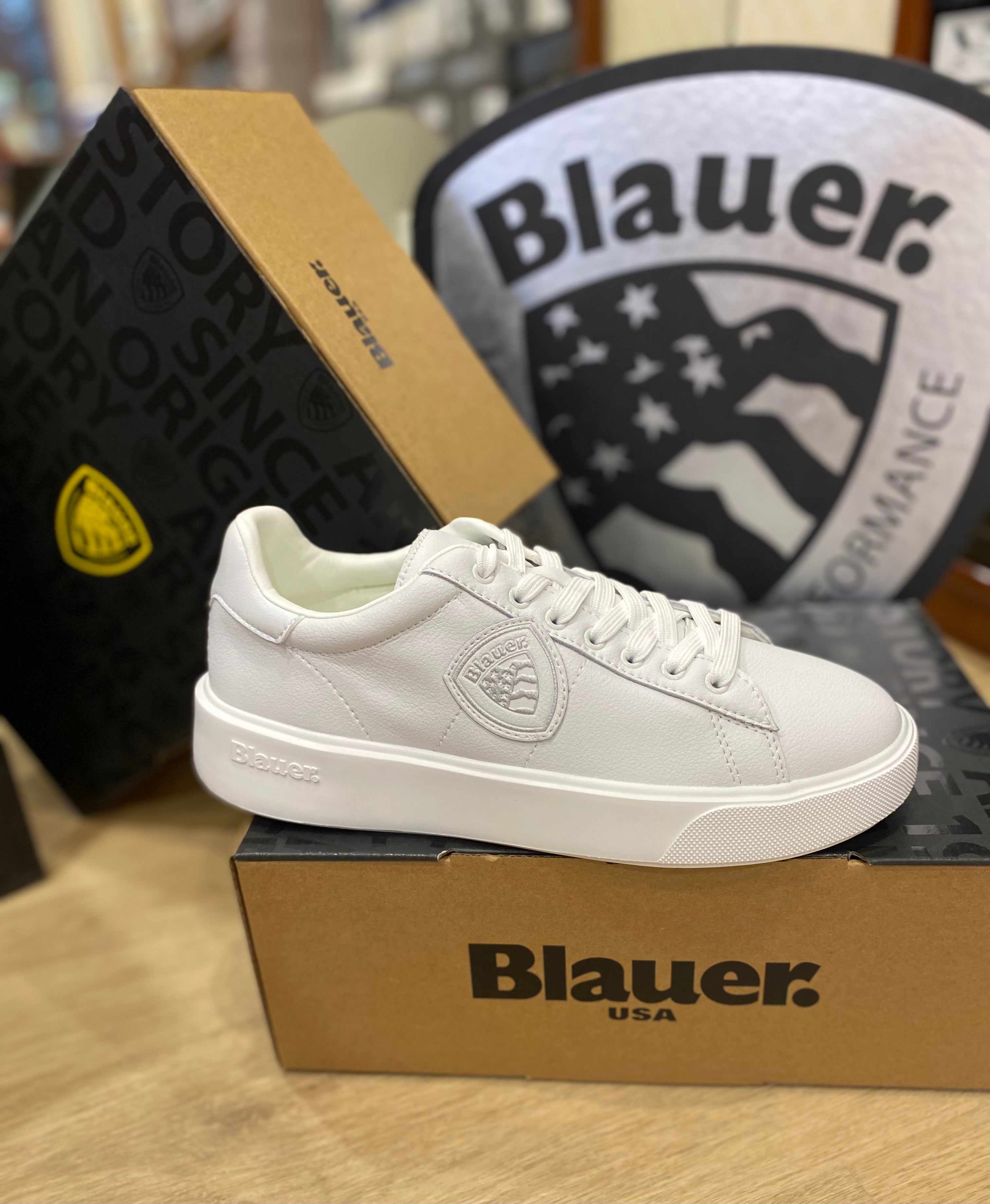 Blauer Buck 01 sneakers uomo in pelle white con logo