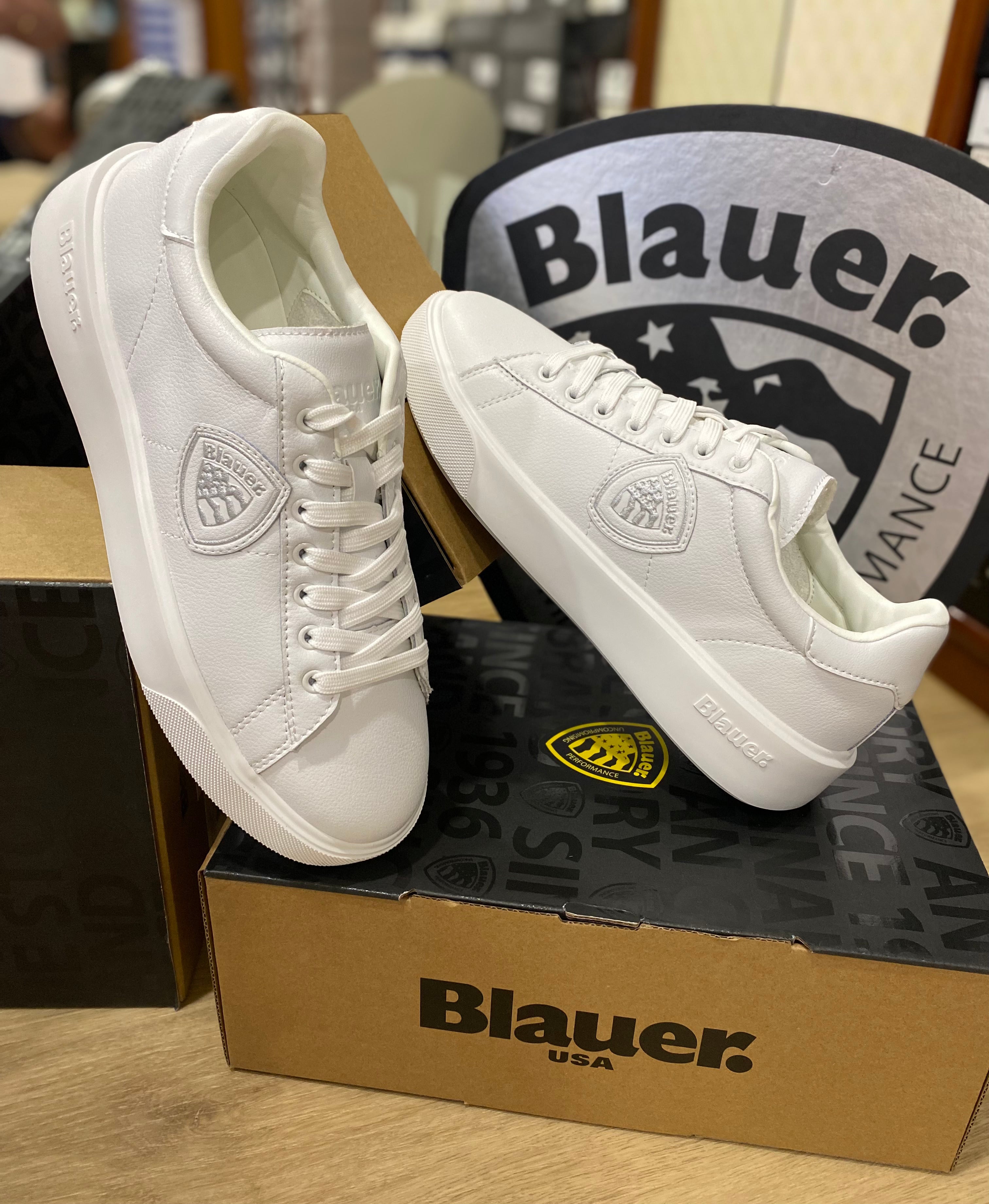 Blauer Buck 01 sneakers uomo in pelle white con logo