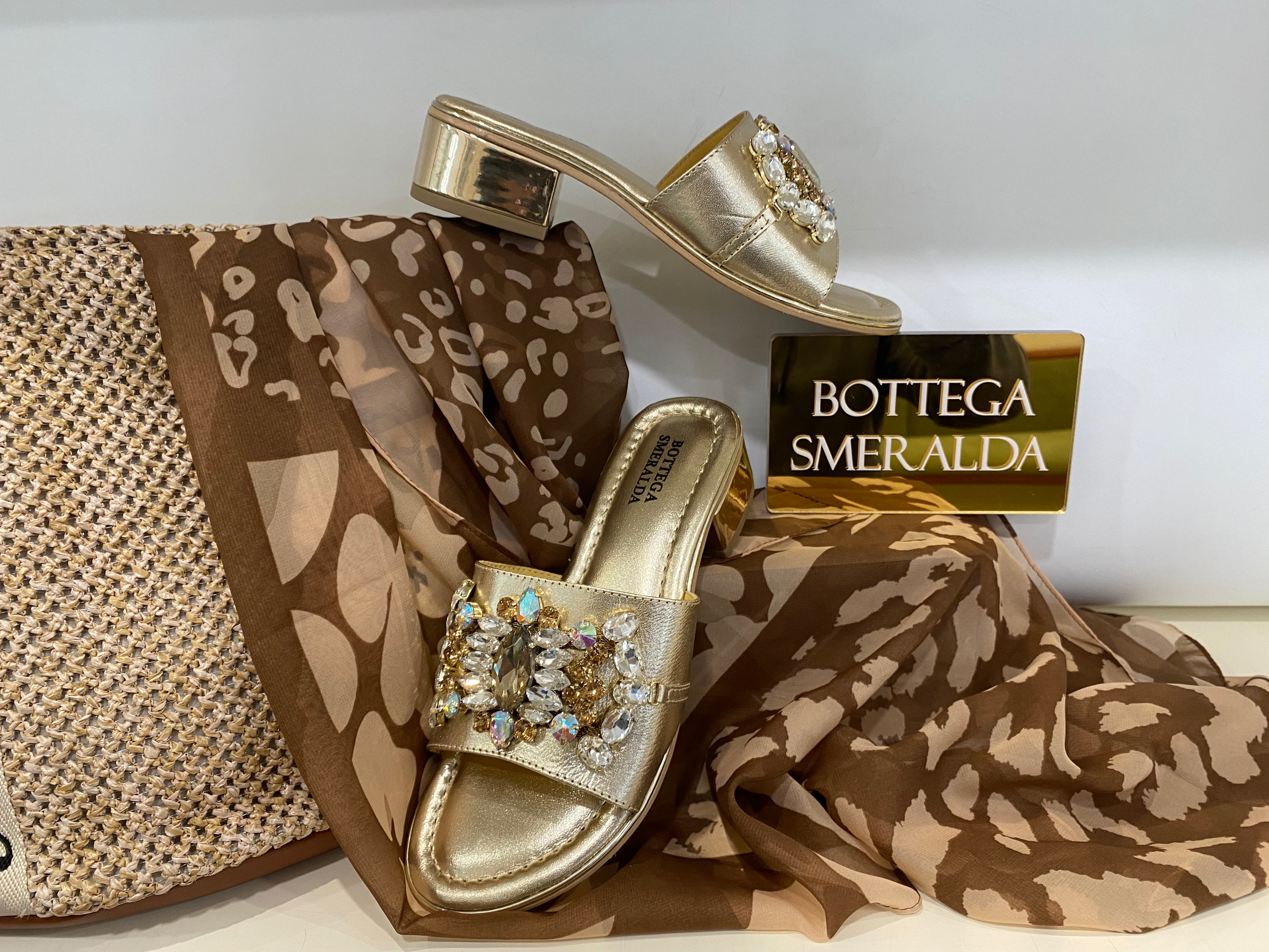 Bottega Smeralda 507LLQ ciabatta in pelle metallizzata oro con accessorio