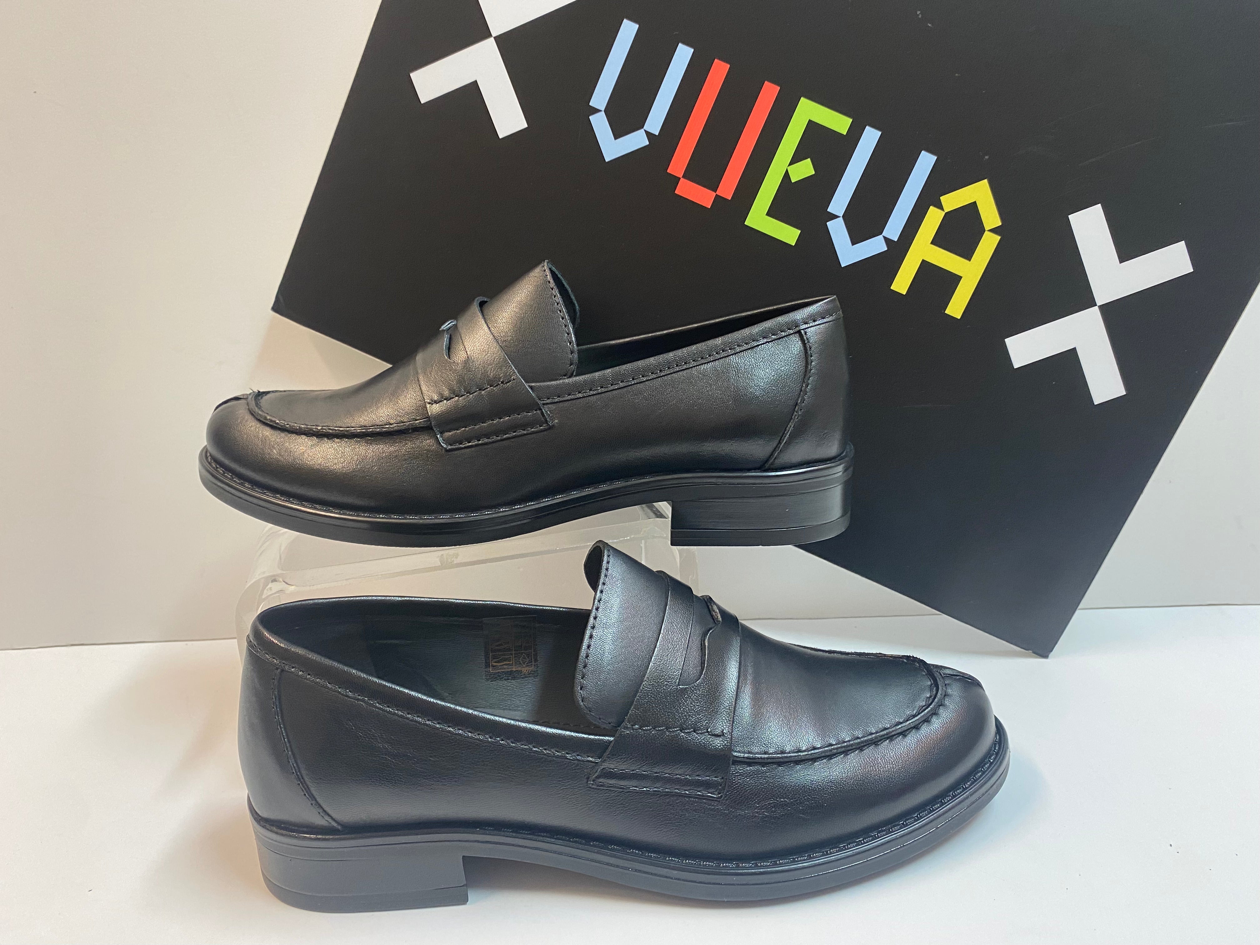 Vueva WS177R22 mocassini college  in pelle donna