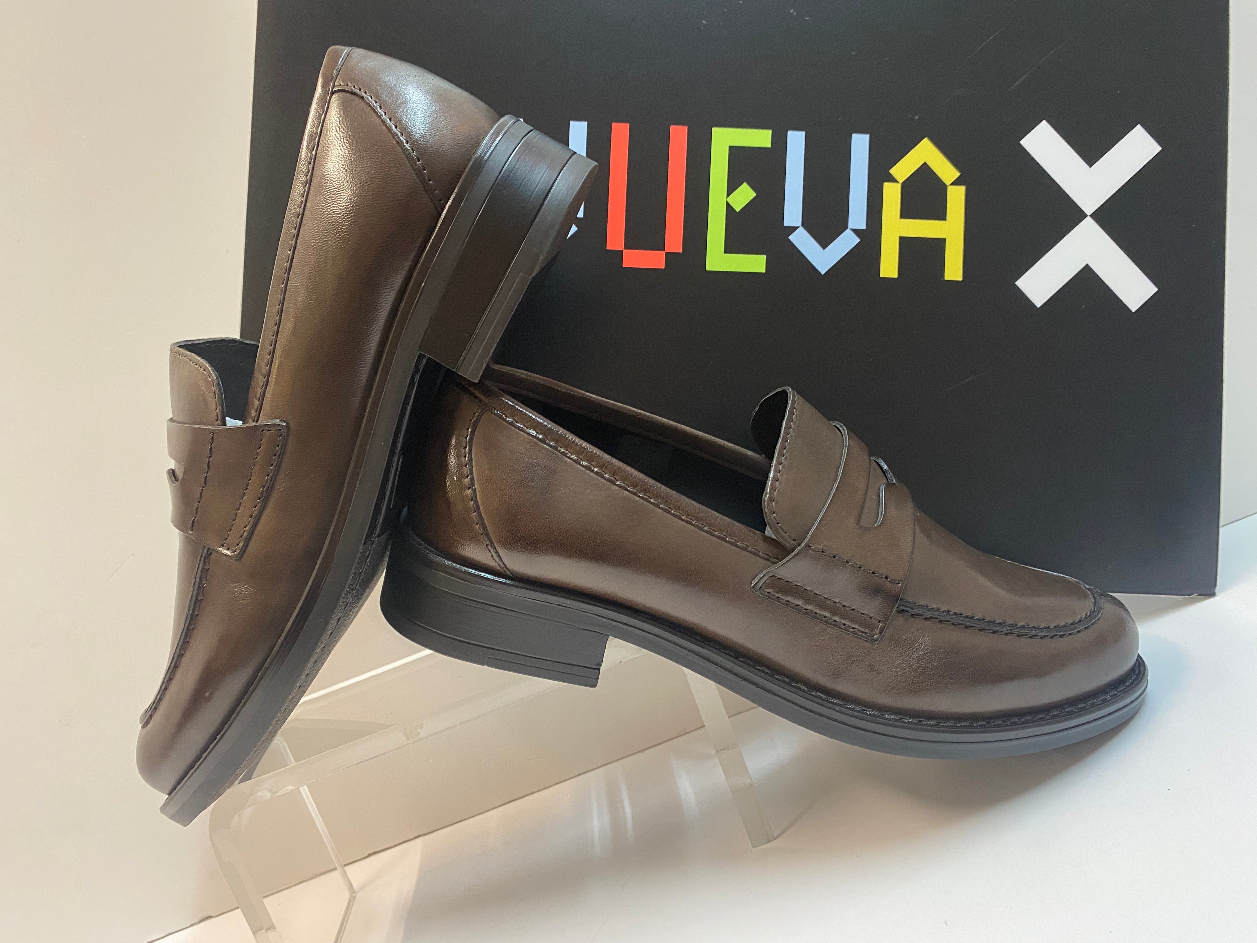 Vueva WS177R22 mocassini college  in pelle donna