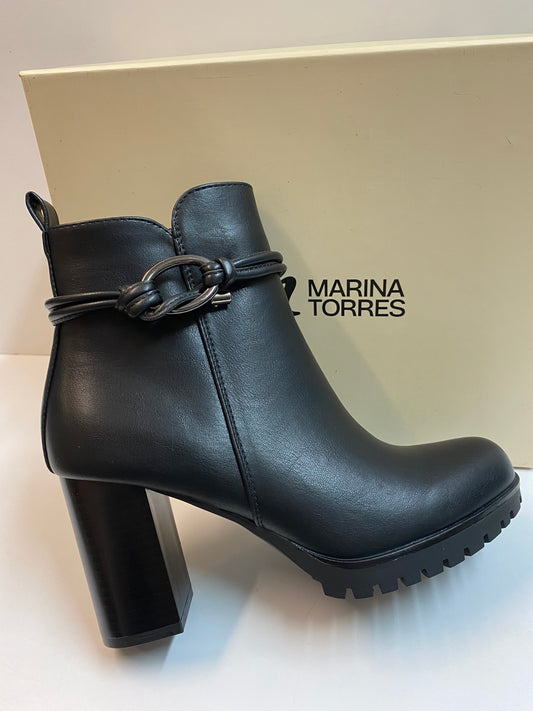 Marina Torres 9115-1 tronchetto con cinturino decorativo