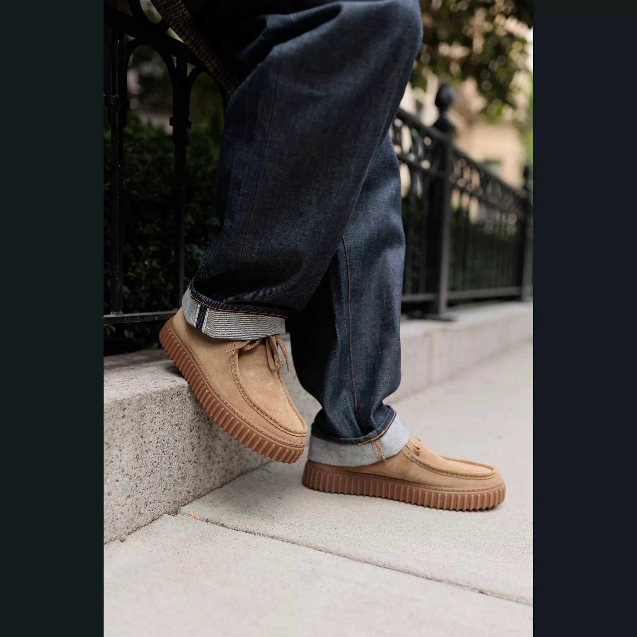 Clarks 26173471 Torhill Lo uomo Camoscio Sabbia Scuro