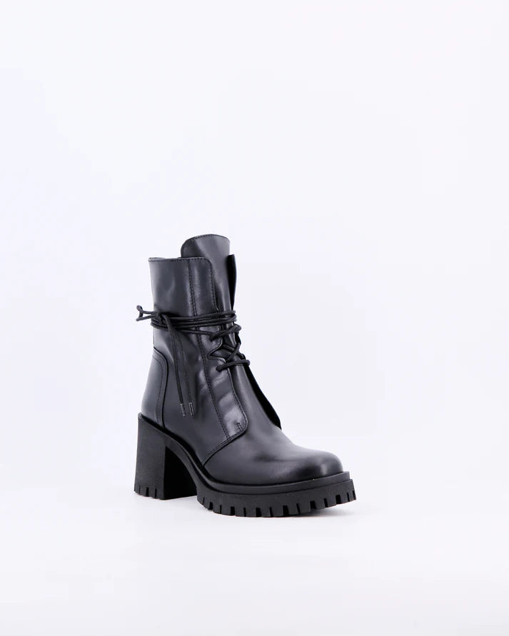 Stelio Malori 7033 anfibio in pelle nero