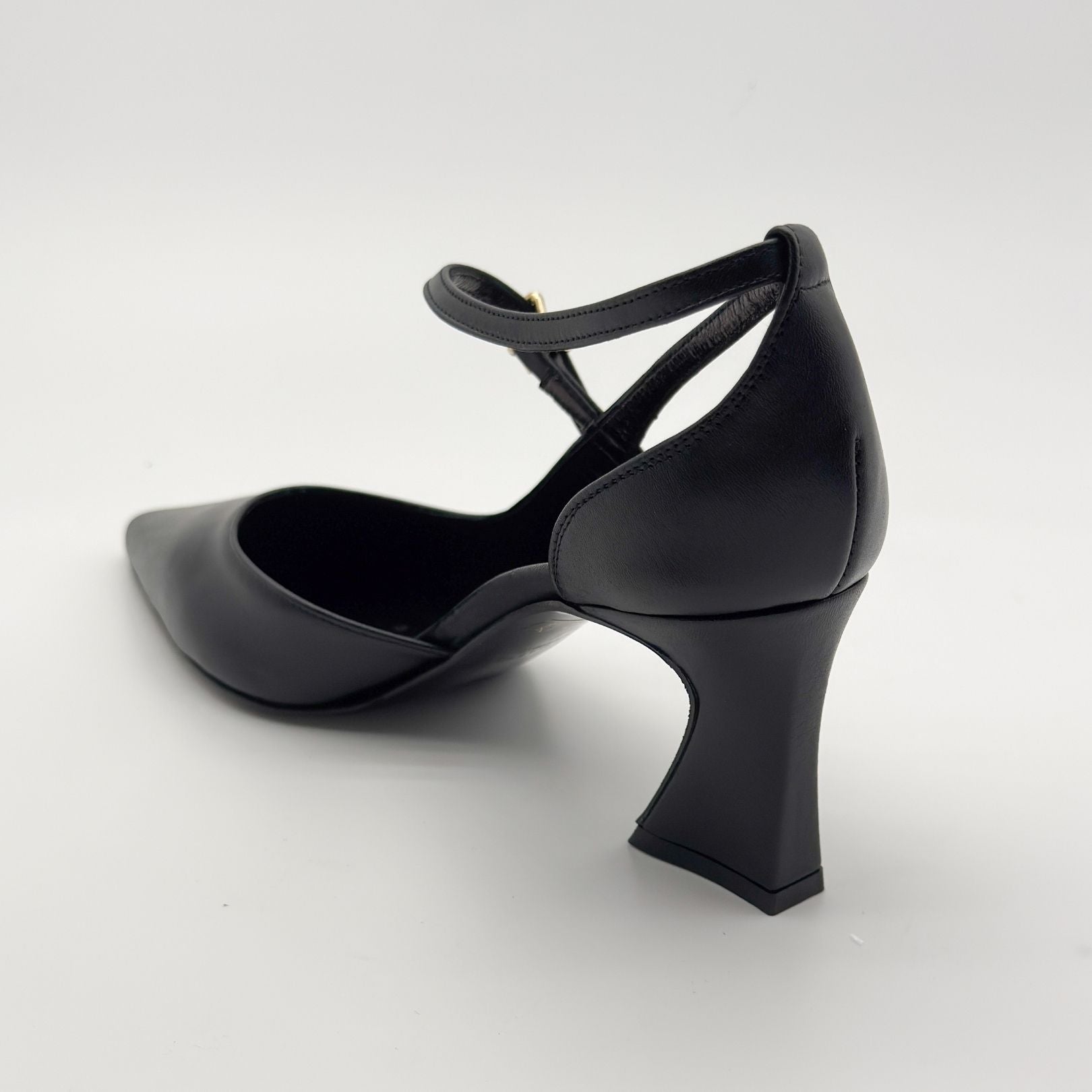 Albano 2915 dècolletè con cinturino in pelle