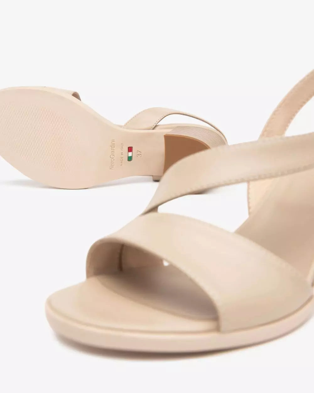 Nero Giardini E510440D sandali donna in pelle lino