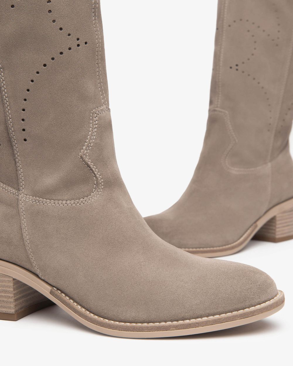 Nero Giardini E512707D Stivali Donna in Suede creta