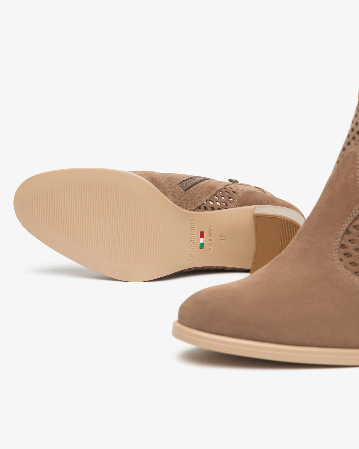 Nero Giardini E615110D Stivaletti in pelle scamosciata da donna