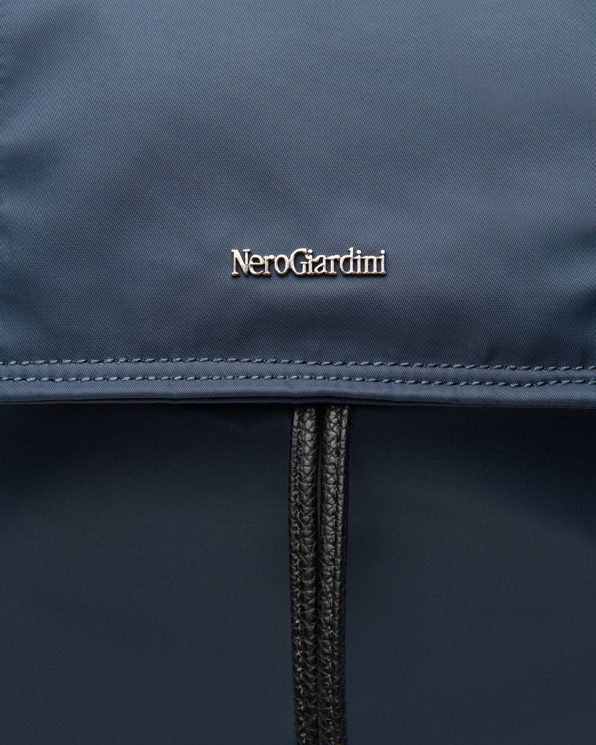 Nero Giardini E644301U Zaino da Uomo in Materiale Tecnico