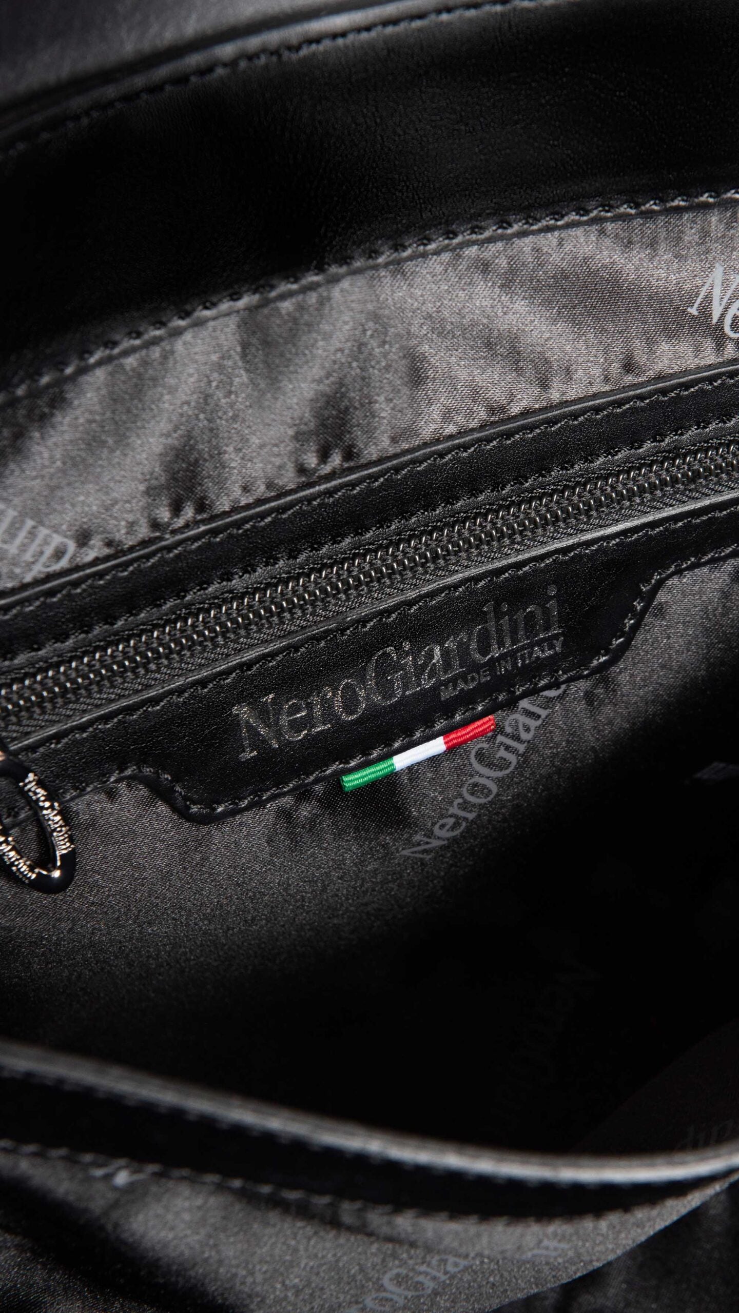 NERO GIARDINI I343571D BORSA A MANO DA DONNA IN MATERIALE TECNICO NERO