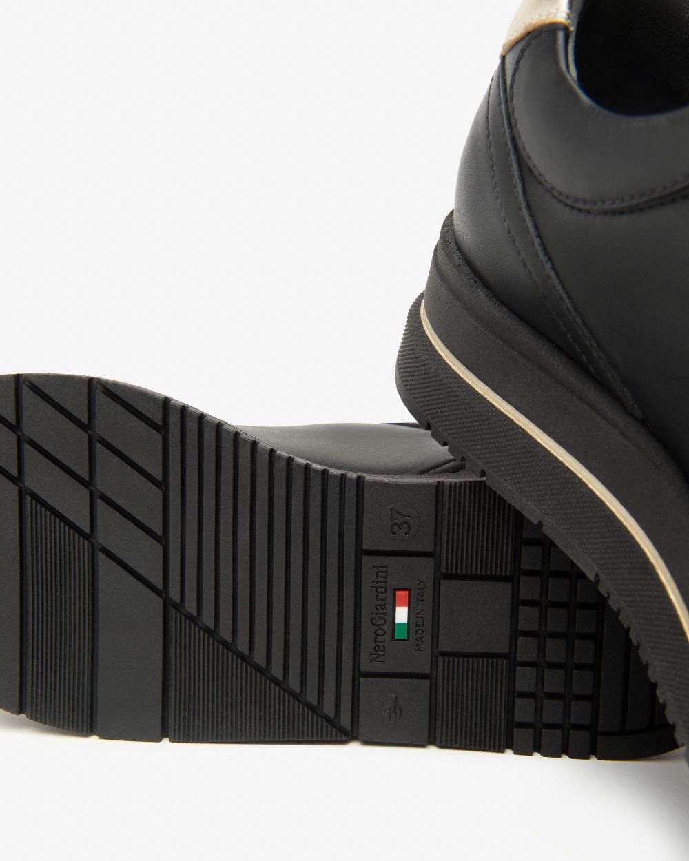 Nero Giardini I514100D Sneakers Donna in Pelle e Materiale Tecnico nero