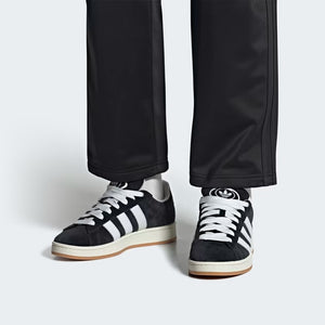 Adidas HQ8708 scarpe Campus 00s Core Black / Cloud White / Off White