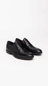 Nero Giardini I202460U Derby uomo in pelle nera