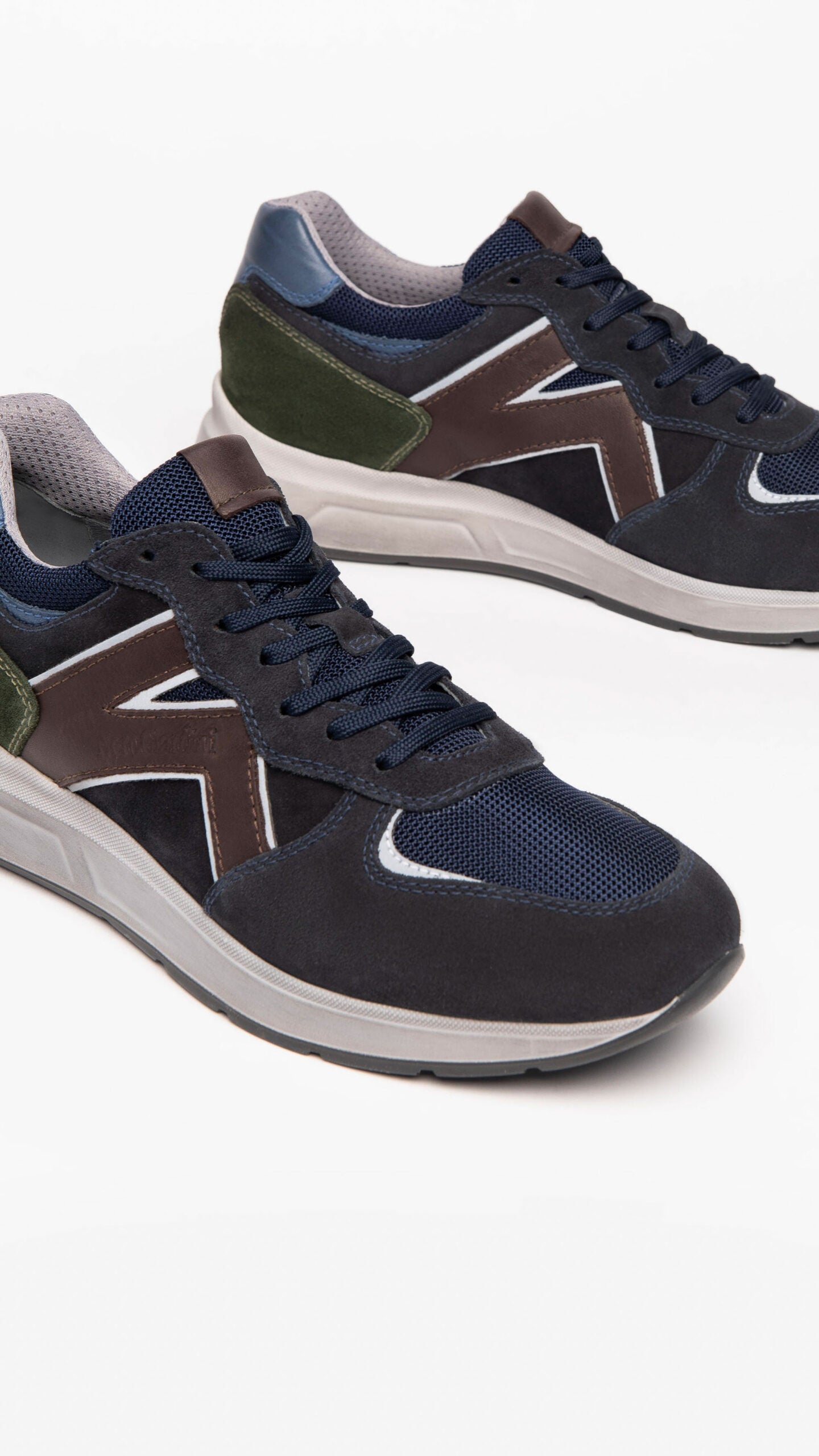 Nero Giardini I202547U Sneakers uomo in camoscio blù