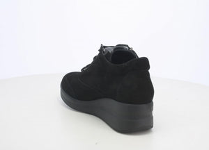 MELLUSO R25625B SNEAKERS IN CAMOSCIO NERO CON PLANTARE ESTRAIBILE